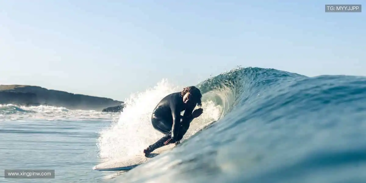 正品周边，球迷专属荣耀！🎁🏆